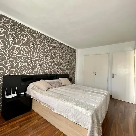 公寓 Excellent El Dorado 阿罗纳