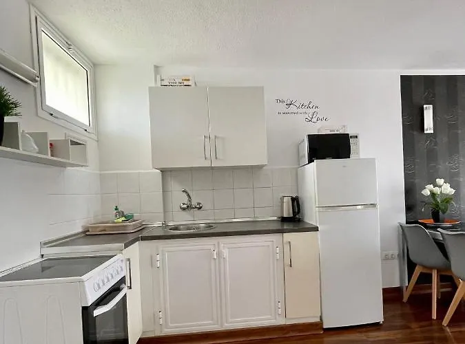 Excellent El Dorado 公寓