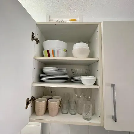Excellent El Dorado Apartment *